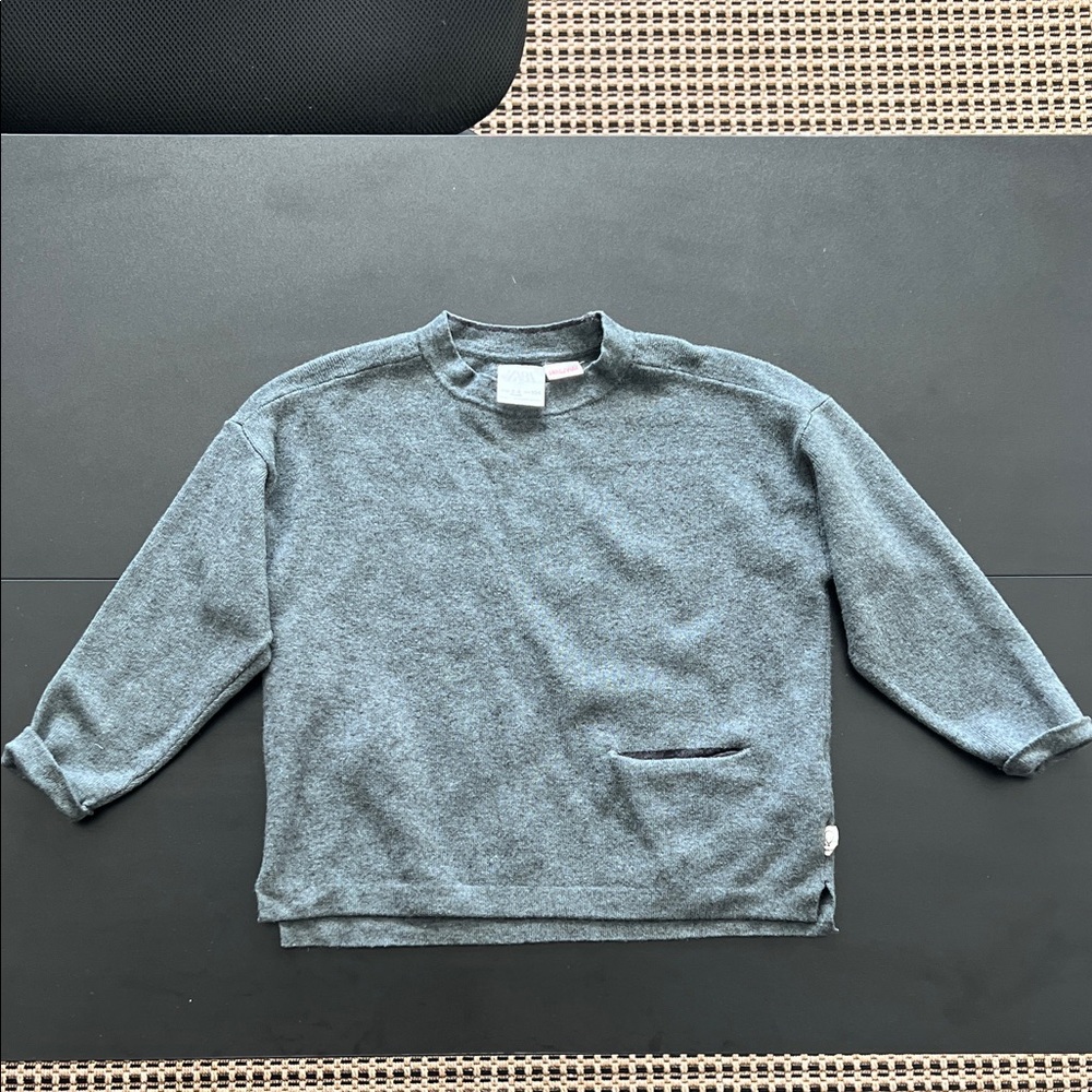 Zara Men's Charcoal Crewneck Sweater